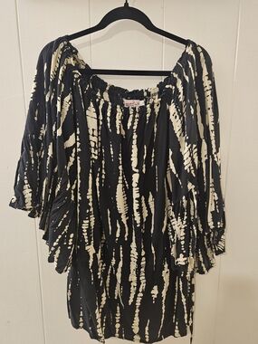 Wehi - Black & Cream Tie-Dye Peasant Top